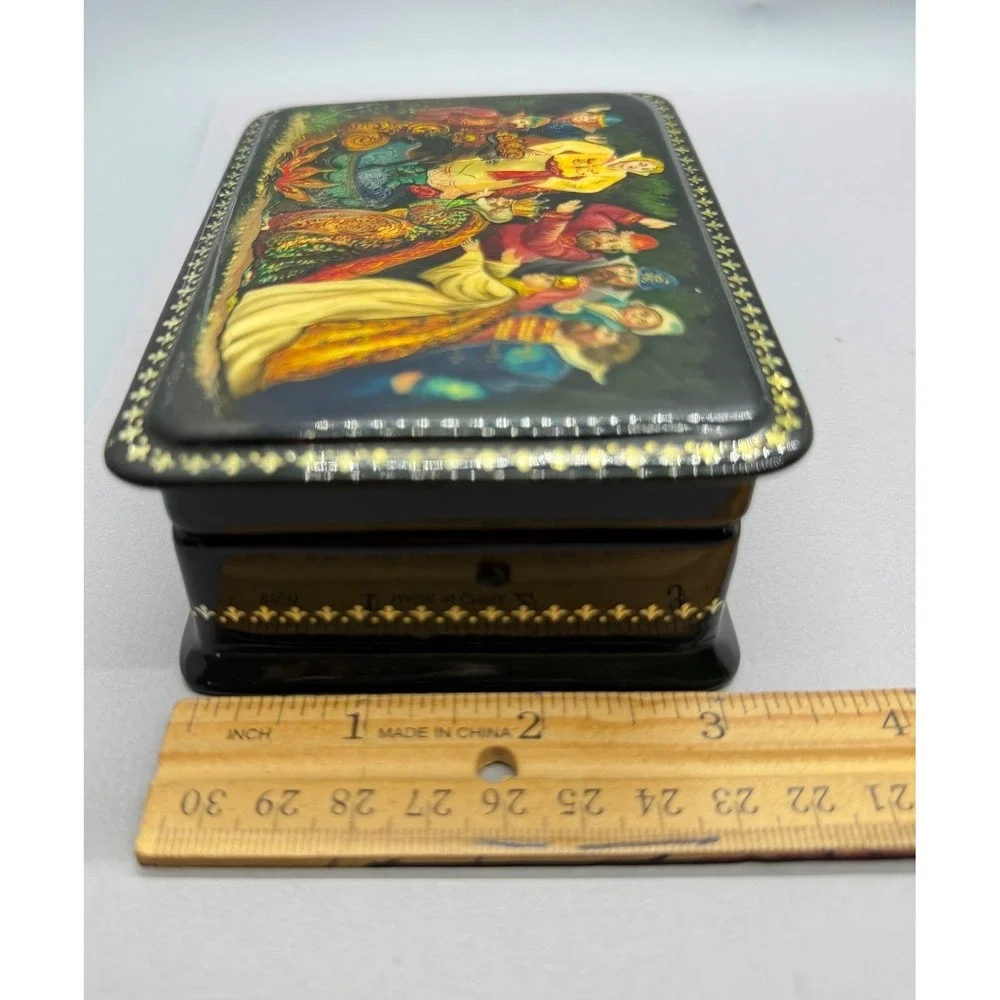VTG Trinket Red Lacquer Interior Hand Painted n Foil Trinket Box Fairy Tail READ